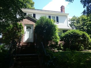 205 Bonad Rd, Brookline, MA 02467