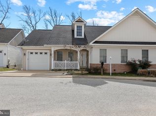 44184 Honeysuckle Ln, California, MD 20619