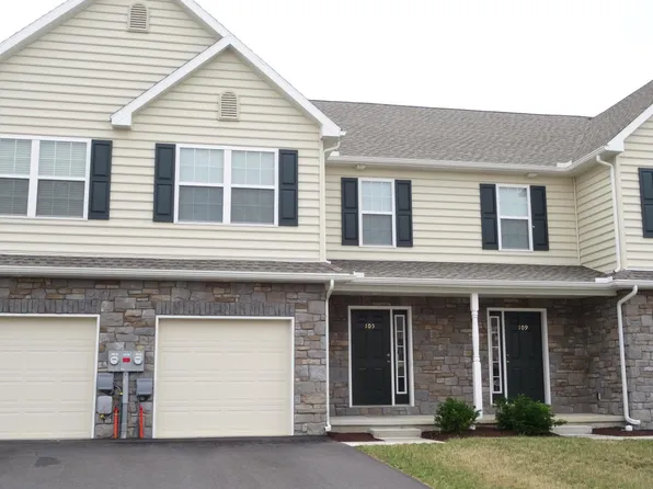 105 Mount Olive Ln, Ephrata, PA 17522