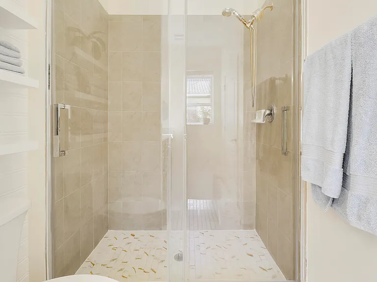 9504 SW Merlin Ct — Photo 27