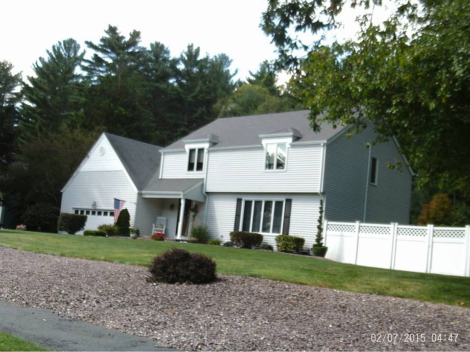 1st image of 91 Wisteria Dr