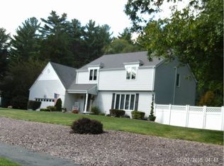 91 Wisteria Dr, Coventry, RI 02816