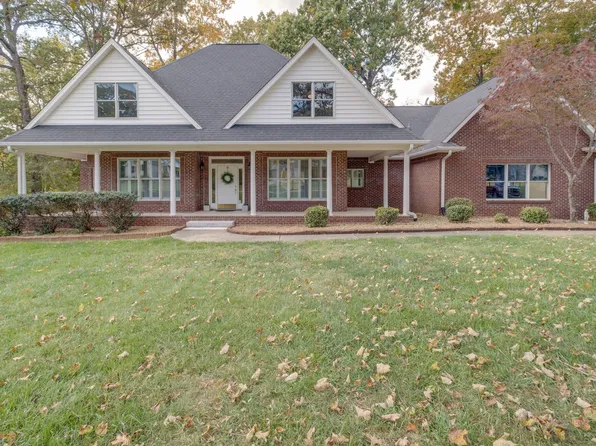 4180 Ironwood Dr, Greenbrier, TN 37073