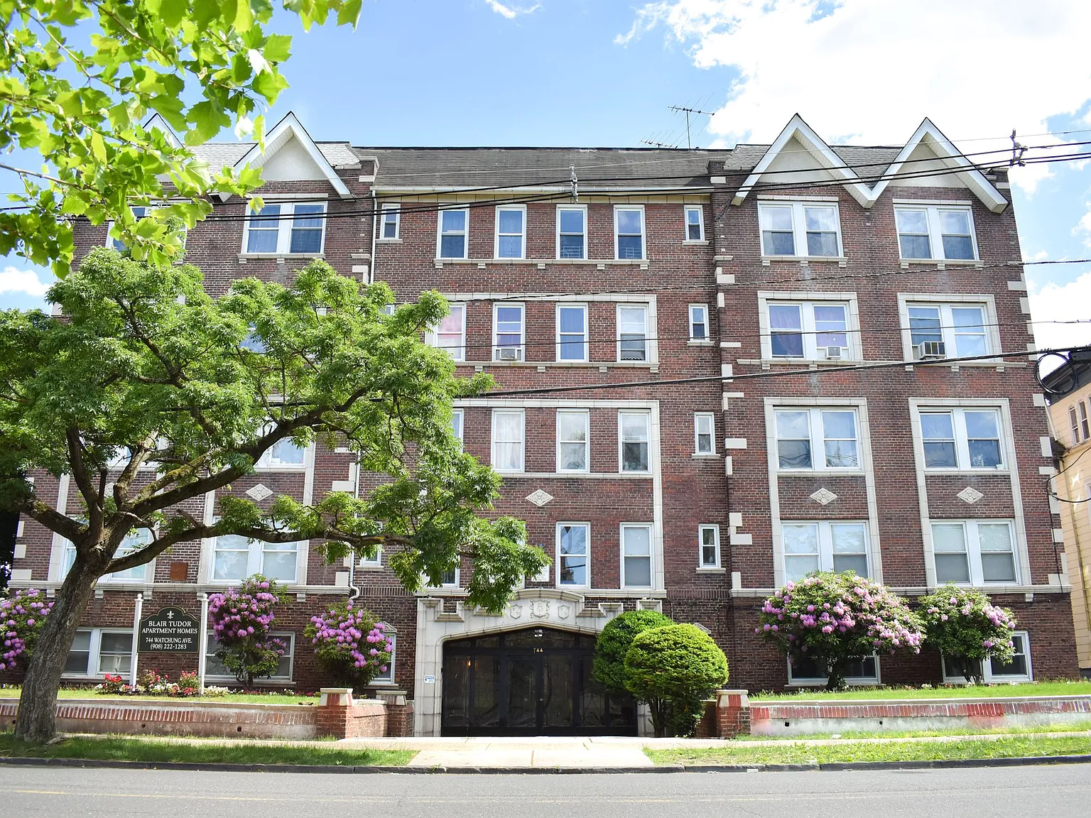 Blair Tudor Apartment Homes — Photo 3