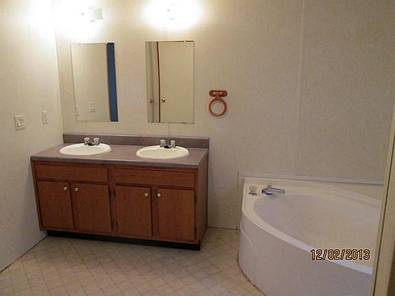 5th image of 180 Teakwood Dr