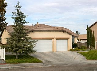 16360 Burwood Ave, Victorville, CA 92395