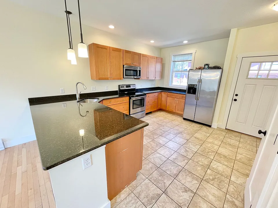 111 Grey Rock Rd #141