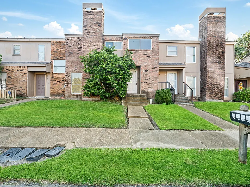 6463 Cambridge Glen Ln