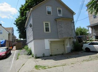 12 Palfrey Pl, Providence, RI 02909