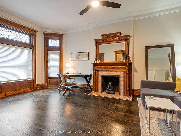 608 Spadina Ave #1 — Photo 4