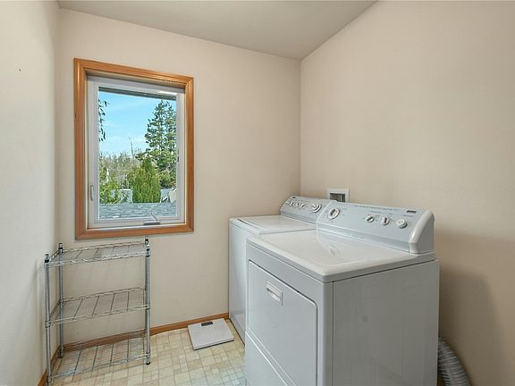 Laundry on second level