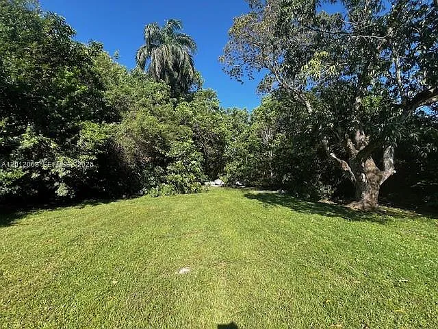 4548 SW 33rd Ave #M — Photo 5