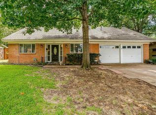 1406 Cherokee St, Arlington, TX 76012