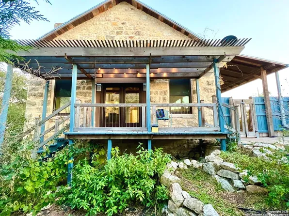 151 McClernand Rd #21, Brackettville, TX 78832