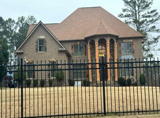 694 Old Cumming Rd, Buford, GA 30518