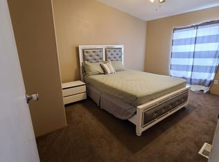 13425 Ailanthus Rd, Phelan, CA 92371