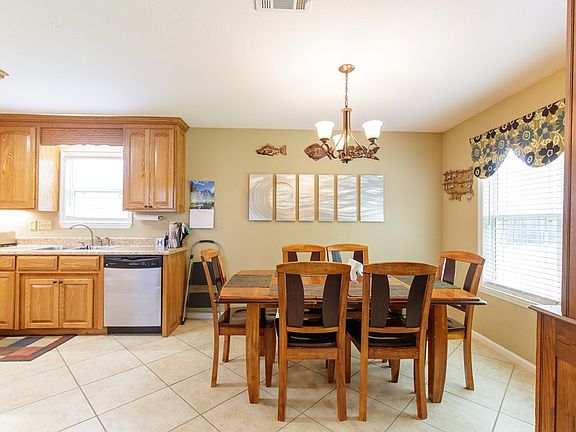 5th image of 4011 Cobblestone Way