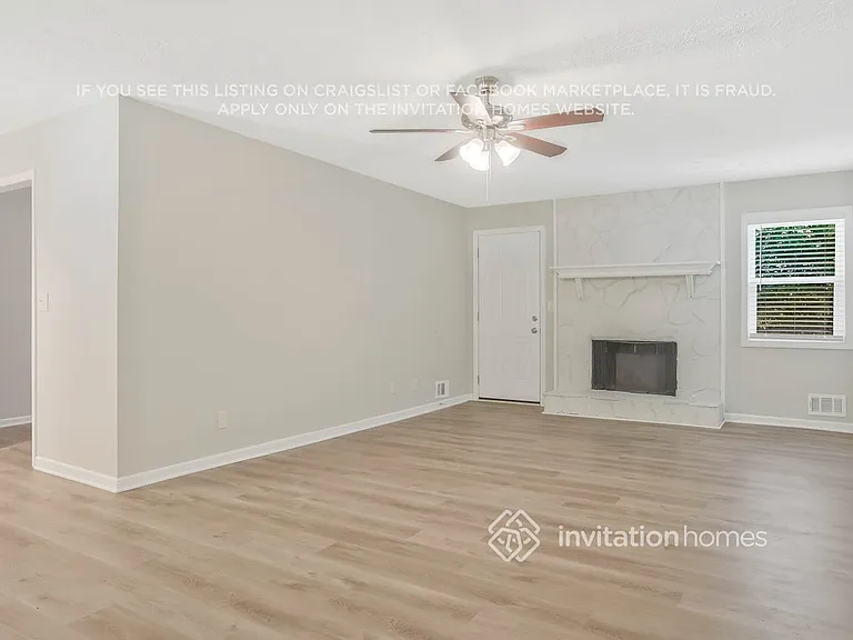4812 Hemlock Dr SE — Photo 4
