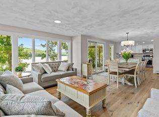 8 Woodsia Rd, Saunderstown, RI 02874