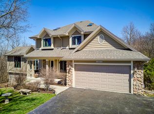 W198S6762 Adrian Dr, Muskego, WI 53150