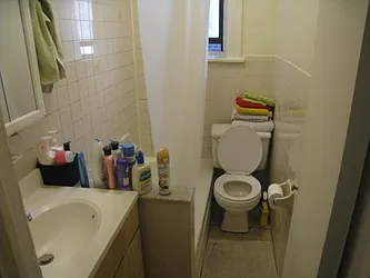 Rented by Alexiou Realty