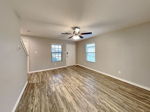 5th image of 123 E Kirnwood Dr