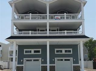 128 W 46th St, Sea Isle City, NJ 08243