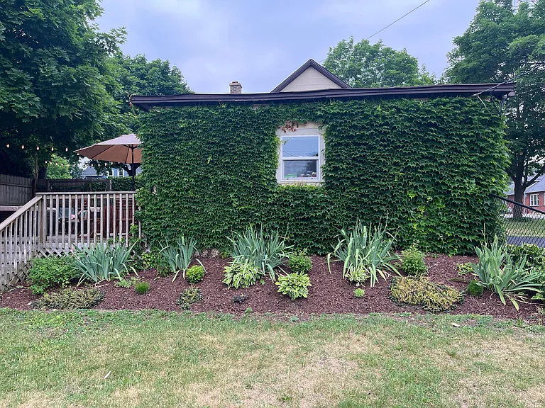 185 N Main St — Photo 3