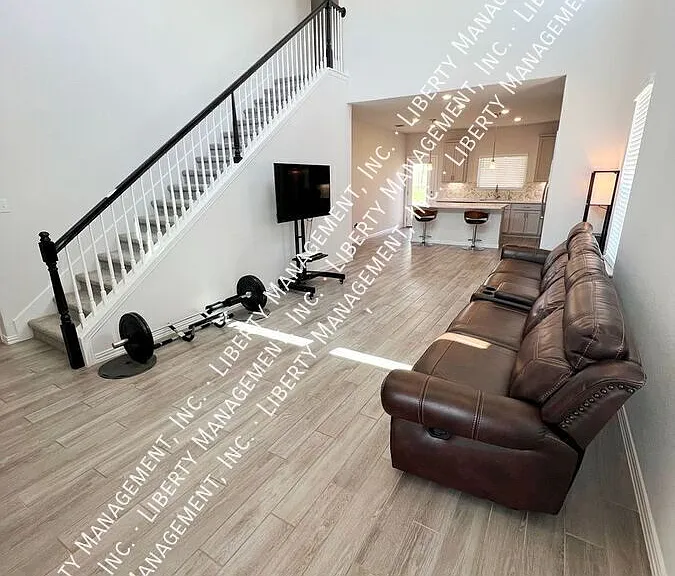 1822 Gabby Cole Ln — Photo 10
