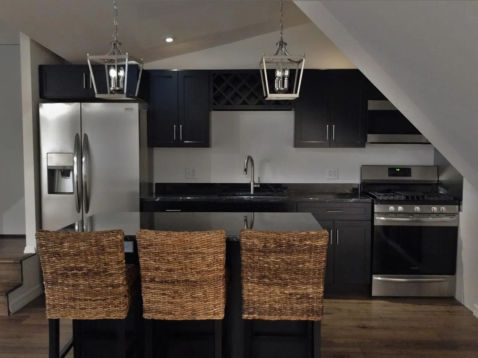 1 bed, $1,085 — Photo 2