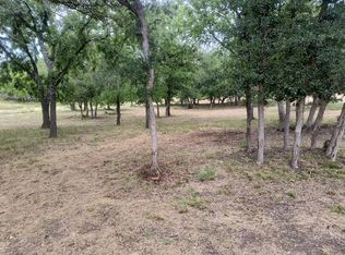 2210 Stoneledge Dr N, Kerrville, TX 78028
