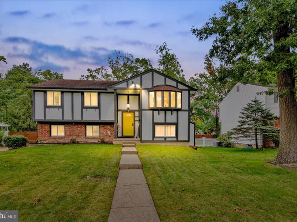 31 White Birch Rd, Turnersville, NJ 08012