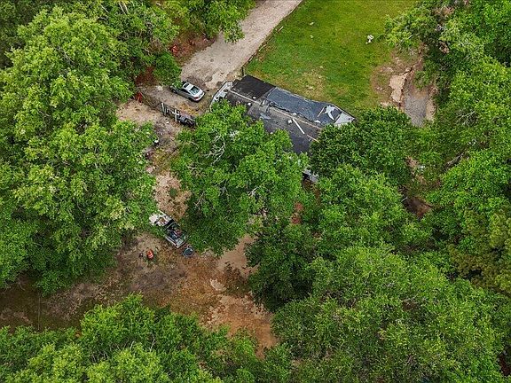 3rd image of 388 Cheyenne Rd