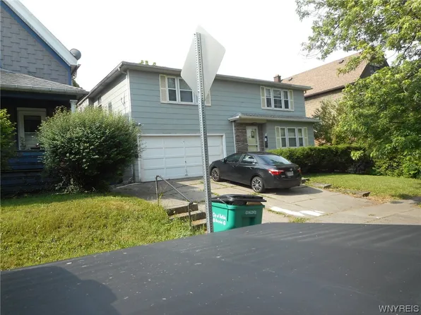 26 Flower St, Buffalo, NY 14214