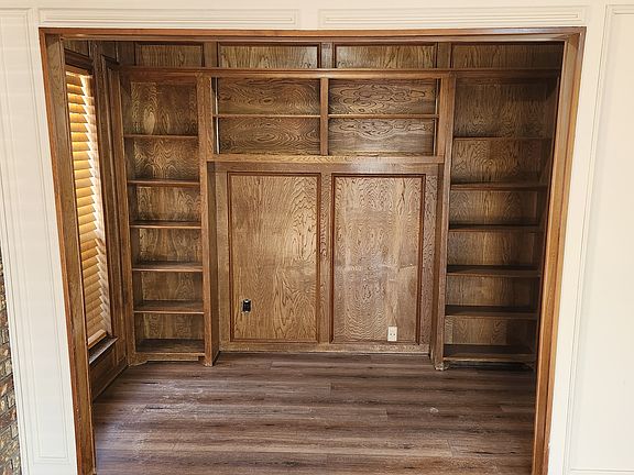 4th image of 509 Cedar Elm Ln #509