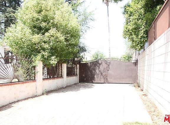 3rd image of 1424 Delta Ave