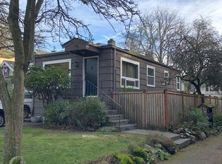 527 NE 86th St #A, Seattle, WA 98115