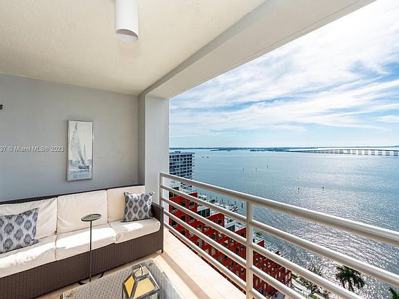 2nd image of 1541 Brickell Ave #A1902