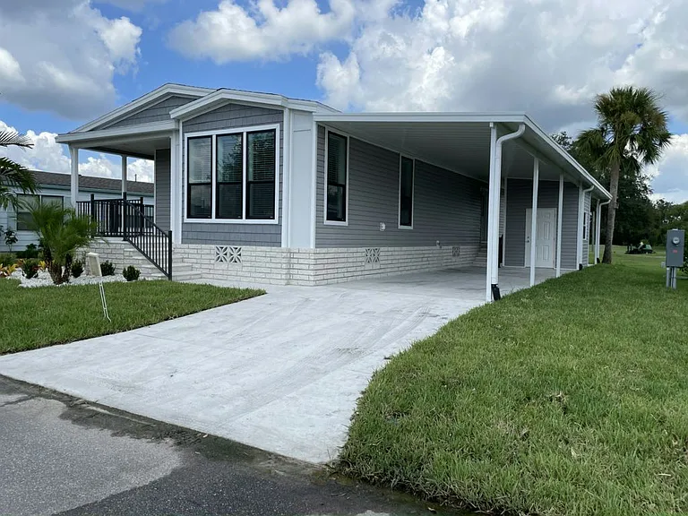 107 Country Club Dr #107 — Photo 18