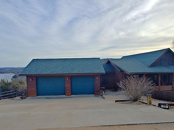 3rd image of 10 Baywood Circle
