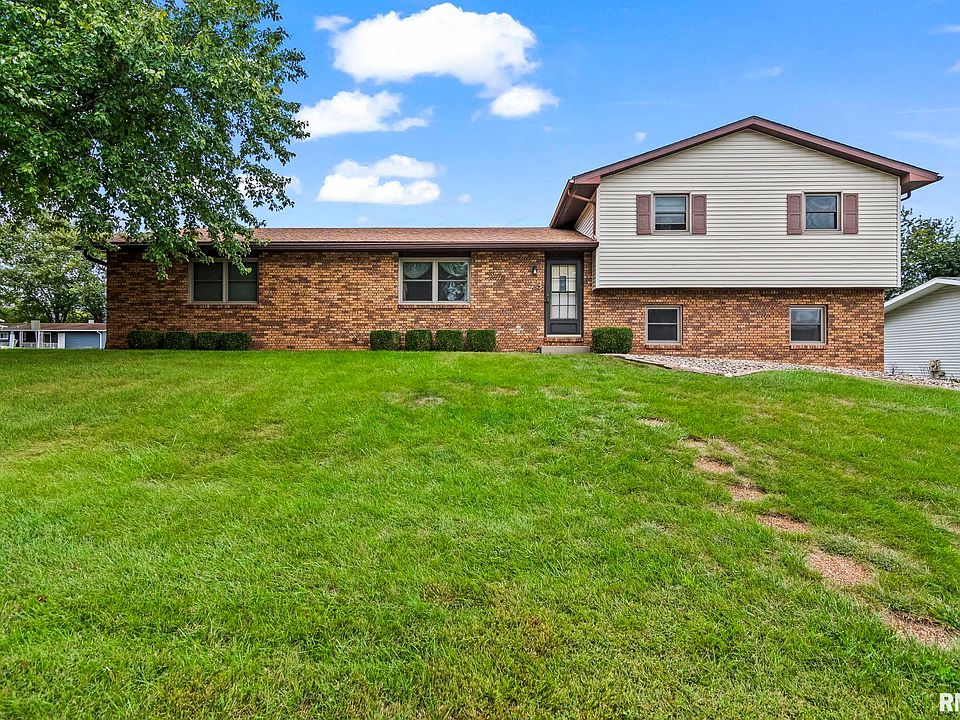 1st image of 23 Timbercrest Dr