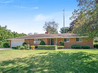 52644 Sporn Dr, South Bend, IN