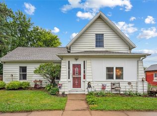 109 Park Ave, Anamosa, IA 52205