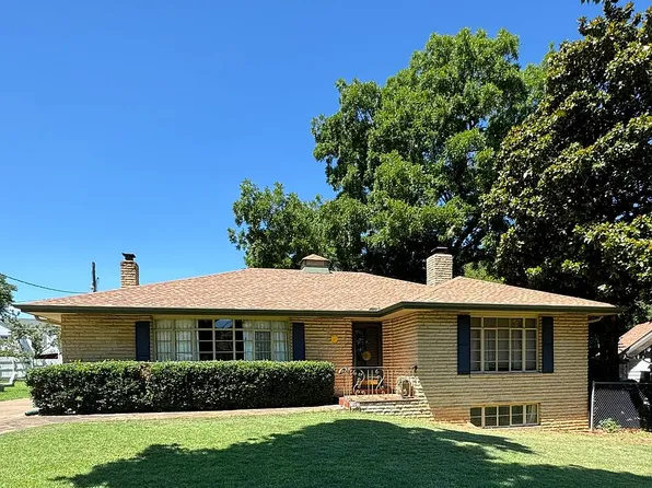 1201 E Central Ave, Ponca City, OK 74601