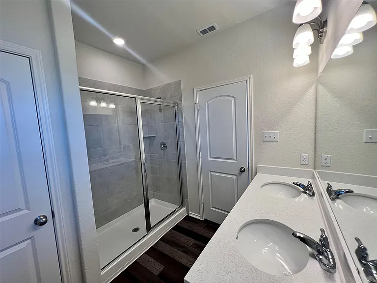 353 Grace Lilly Dr — Photo 12