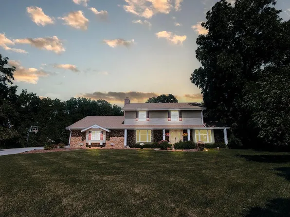 5540 South Oxford DRIVE, New Berlin, WI 53146