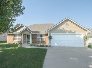 2421 NE Old Paint Rd, Lees Summit, MO 64086