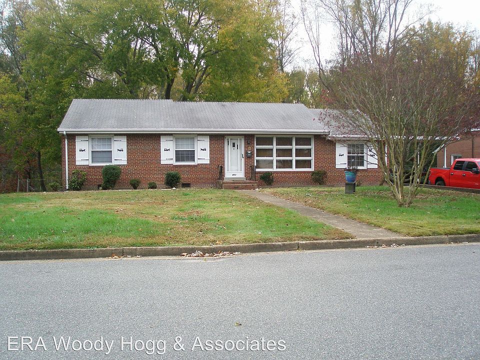 2nd image of 403 N Daisy Ave