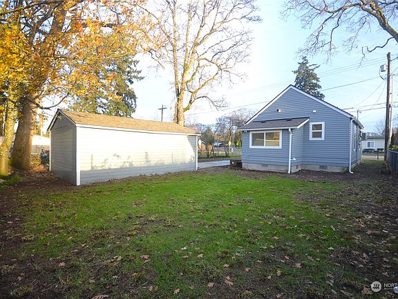 4th image of 14804 Portland Avenue SW