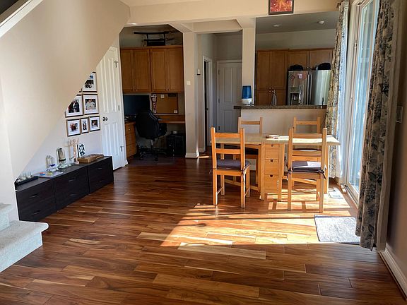 5th image of 18860 NE 63rd Way #103